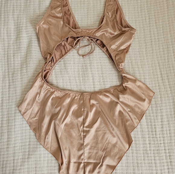 Skims lingerie - Picture 3 of 3